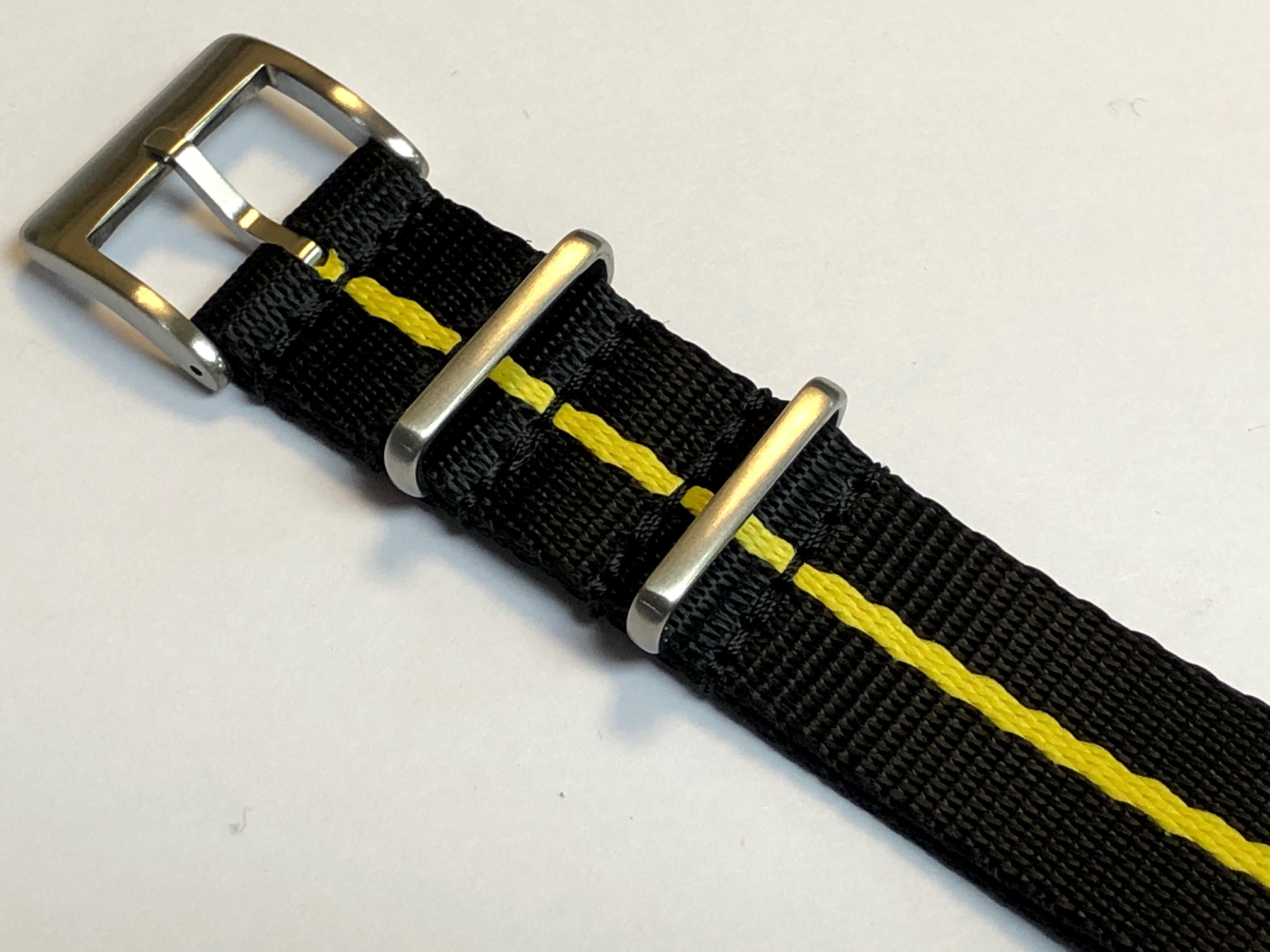 Fabric strap – NATO Watch Strap Black / Yellow Single Stripe made of