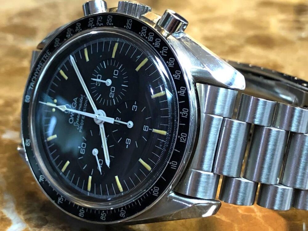 Omega Speedmaster Moon Watch 42mm Manual Hesalite Box papers Mission Patch 3590.59 or ST 145022