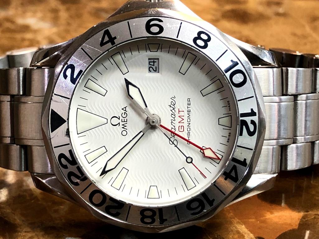 Omega Seamaster 300m GMT GREAT WHITE 41mm Automatic White Wave Dial  2538.20.00 Box Papers