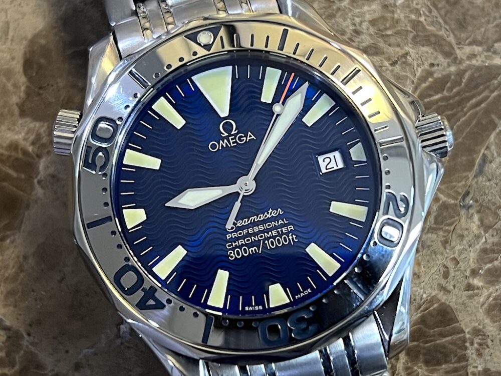 Omega Seamaster 300m Electric Blue Wave Dial 41mm Automatic model 2255.80 JUST SERVICED