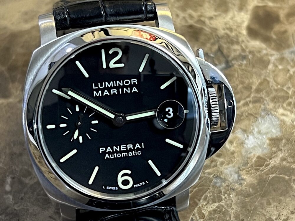 Panerai Luminor Marina Black Dial 40mm Automatic PAM01048 with Alligator Strap and Deployed Buckle