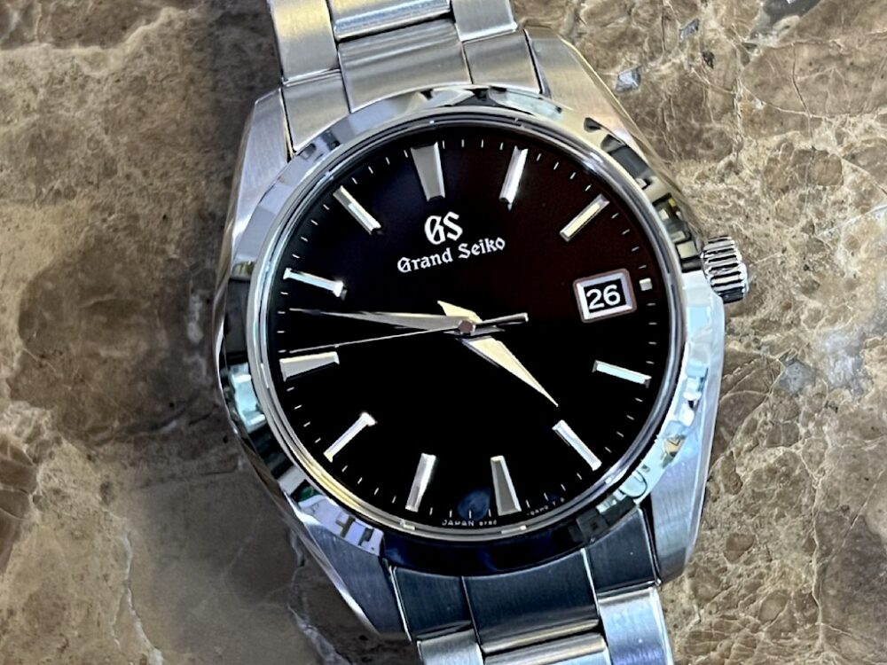 Grand Seiko Black Dial 40mm with Bracelet Quartz Box Papers SBGV223