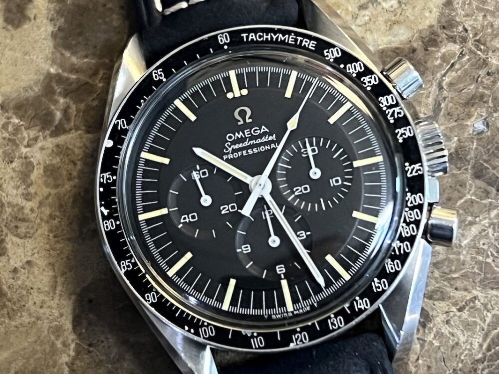 Omega Speedmaster Moon Watch 42mm Hesalite Vintage 1968 Raised Logo and Step Dial DON 90 Tritium 145022-68 ST