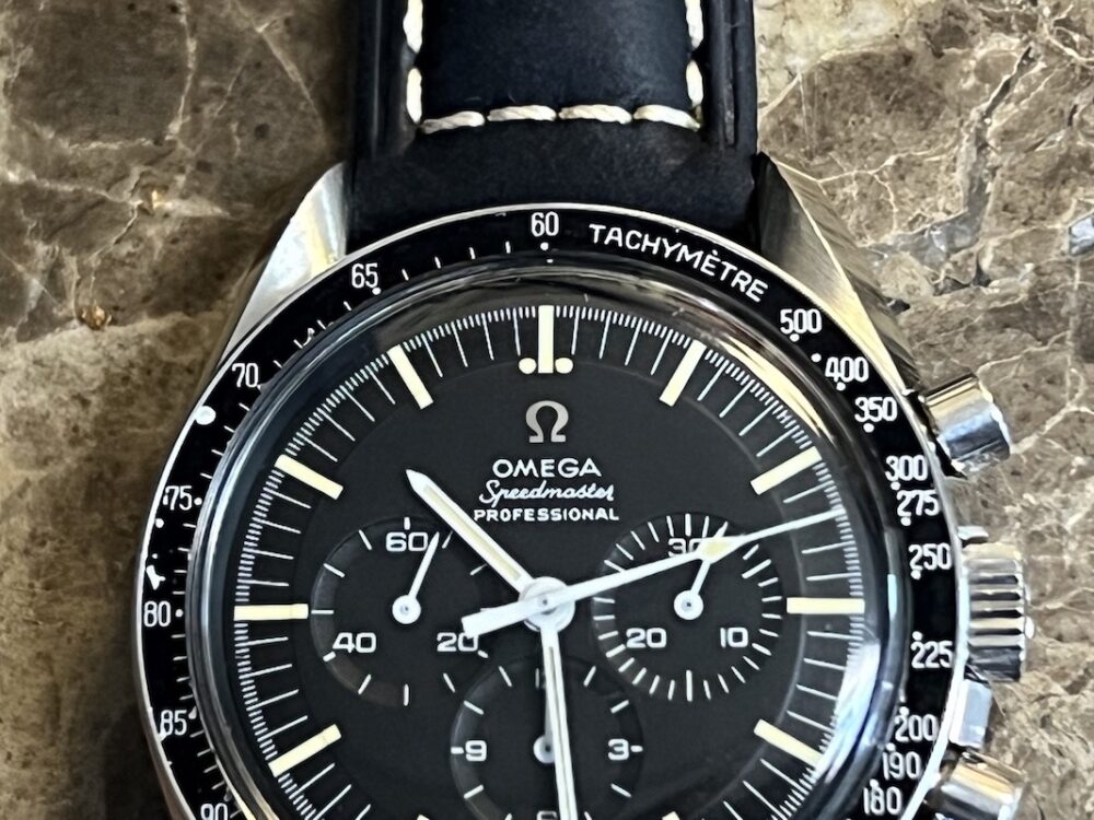 Omega Speedmaster Moon Watch 42mm Hesalite Vintage 1968 Raised Logo and Step Dial DON 90 Tritium 145022-68 ST