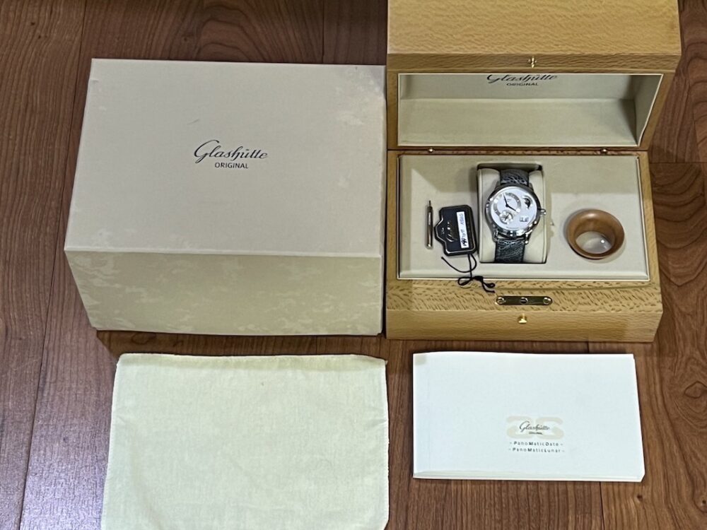 Glashutte Original PanoMaticLunar Automatic Moon Phase 39.3mm with Box Booklets model 90-02-02-02-04