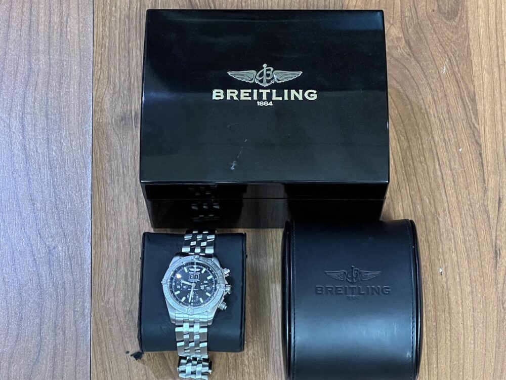 Breitling BLACKBIRD 43.7mm Automatic Black Dial with Bracelet model A44359 with Box