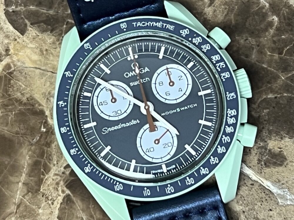 OMEGA X SWATCH MISSION ON EARTH Chronograph Green / Blue Quartz Box Papers Never Worn SO33G100