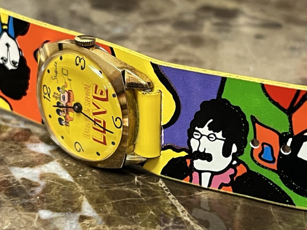 Beatles Yellow Submarine LOVE Mechanical 34mm by Sheffield 1968 Watch Rare Vintage Character Watch