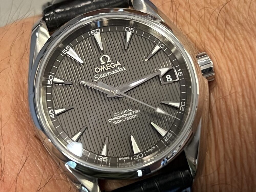 Omega Seamaster Aqua Terra 150M CHRONOMETER 38.5mm Grey Dial on Leather Strap with Deployed Buckle 231.13.39.21.06.001