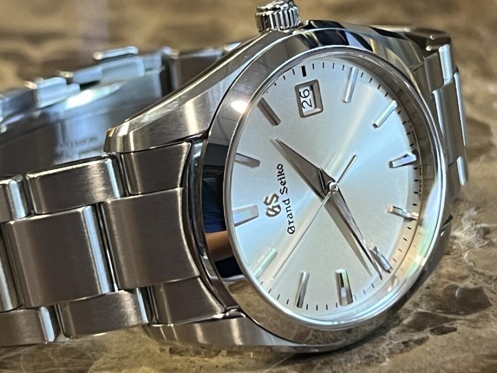 Grand Seiko Quartz 37mm Heritage Collection Box Papers SBGX263