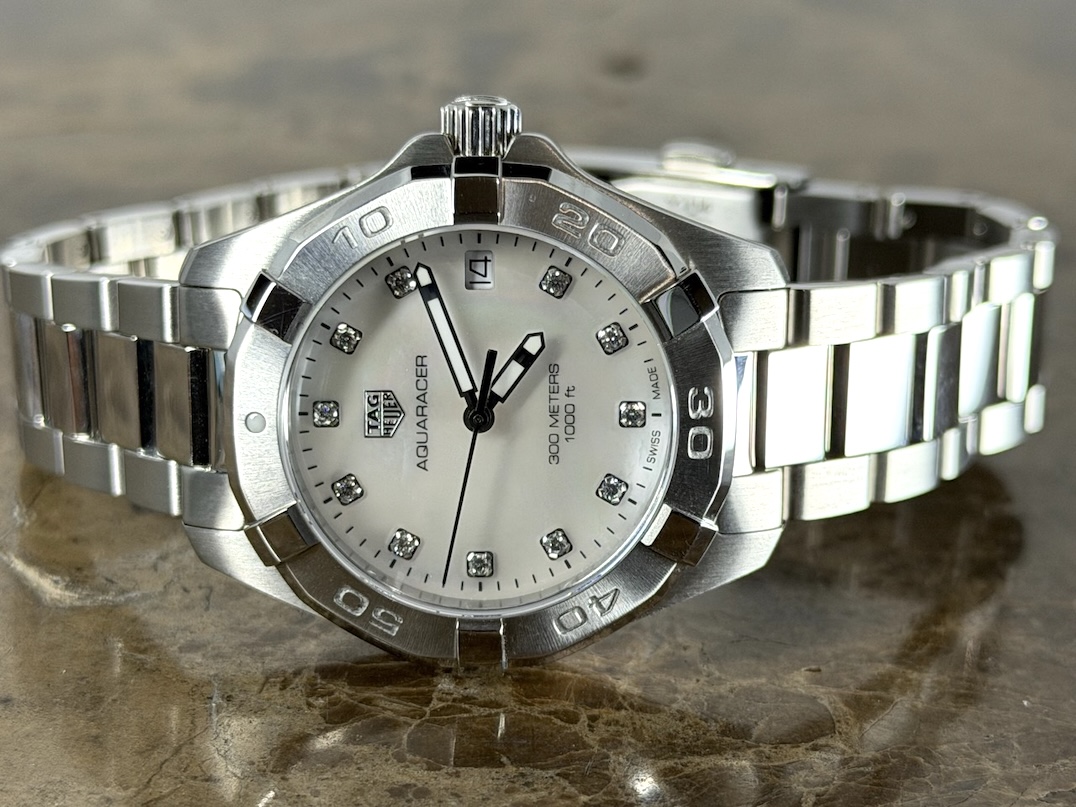 TAG Heuer Aquaracer 32mm Quartz Ladies Mother of Pearl Dial Diamond with Box Papers WBD1314.BA0740