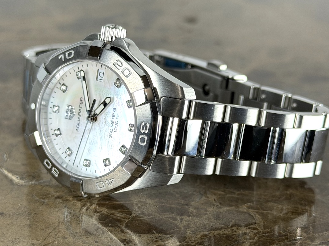 TAG Heuer Aquaracer 32mm Quartz Ladies Mother of Pearl Dial Diamond with Box Papers WBD1314.BA0740