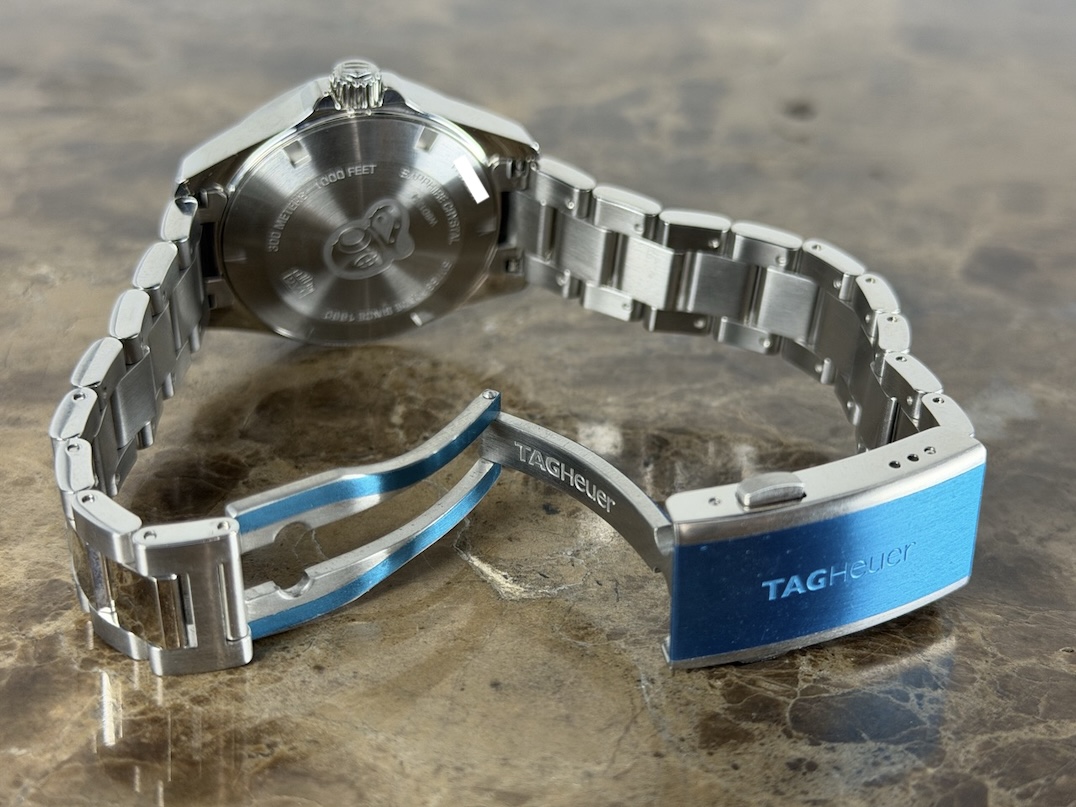 TAG Heuer Aquaracer 32mm Quartz Ladies Mother of Pearl Dial Diamond with Box Papers WBD1314.BA0740