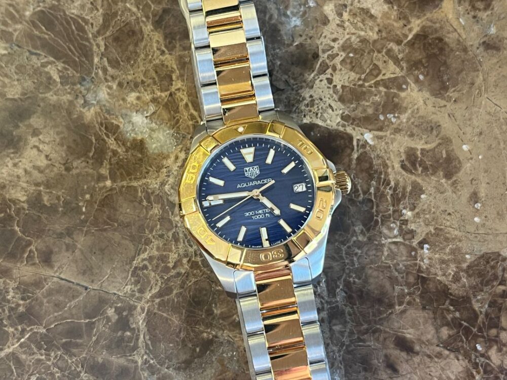 Tag Heuer Aquaracer quartz 32mm mid size two tone steel/gold blue dial with box and papers.