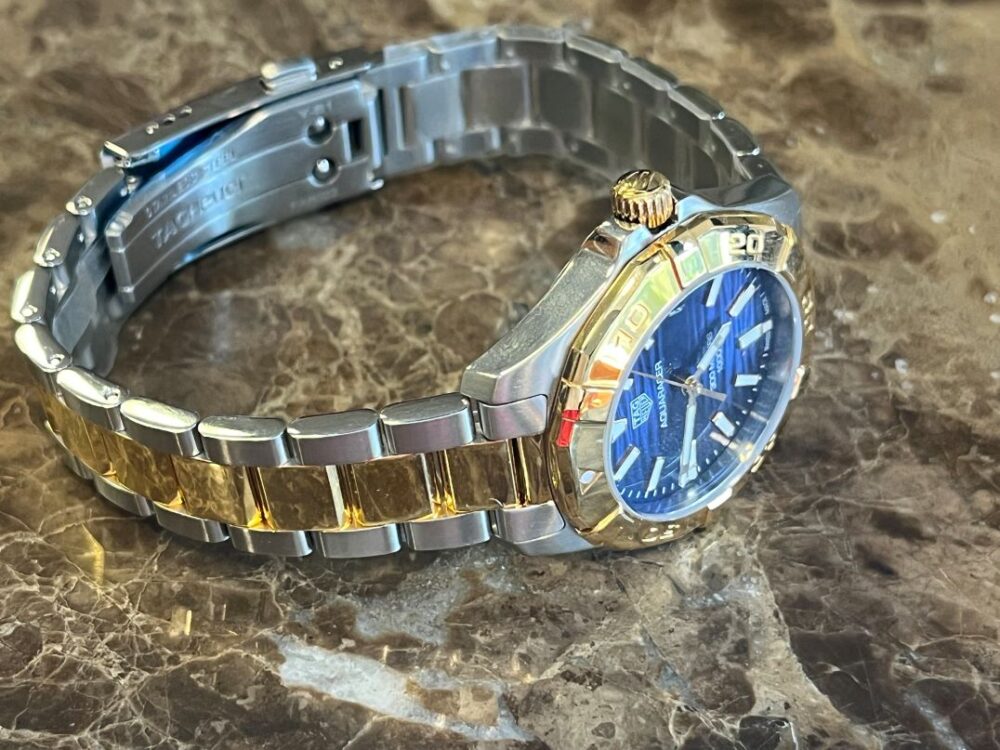 Tag Heuer Aquaracer quartz 32mm mid size two tone steel/gold blue dial with box and papers.