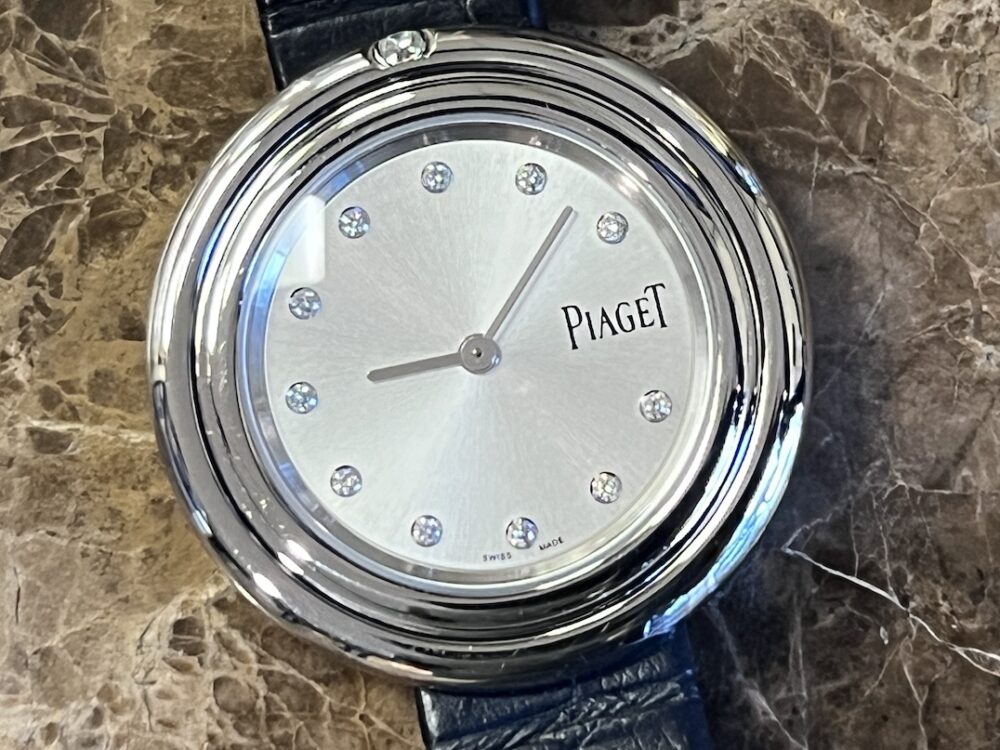 Piaget Possession Midsize 34mm quartz watch Silver Diamond Dial hour markers Box Papers GOA43090 P11547