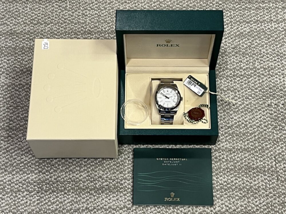 Rolex Datejust 41mm automatic white dial oyster bracelet smooth bezel box booklet matching tag model 116300