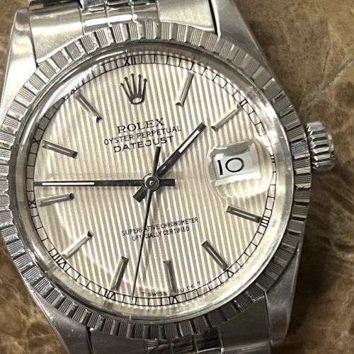 Rolex Oyster Perpetual Datejust 36 Automatic with Silver Tapestry Dial Engine Turned Bezel Jubliee Bracelet model 16030