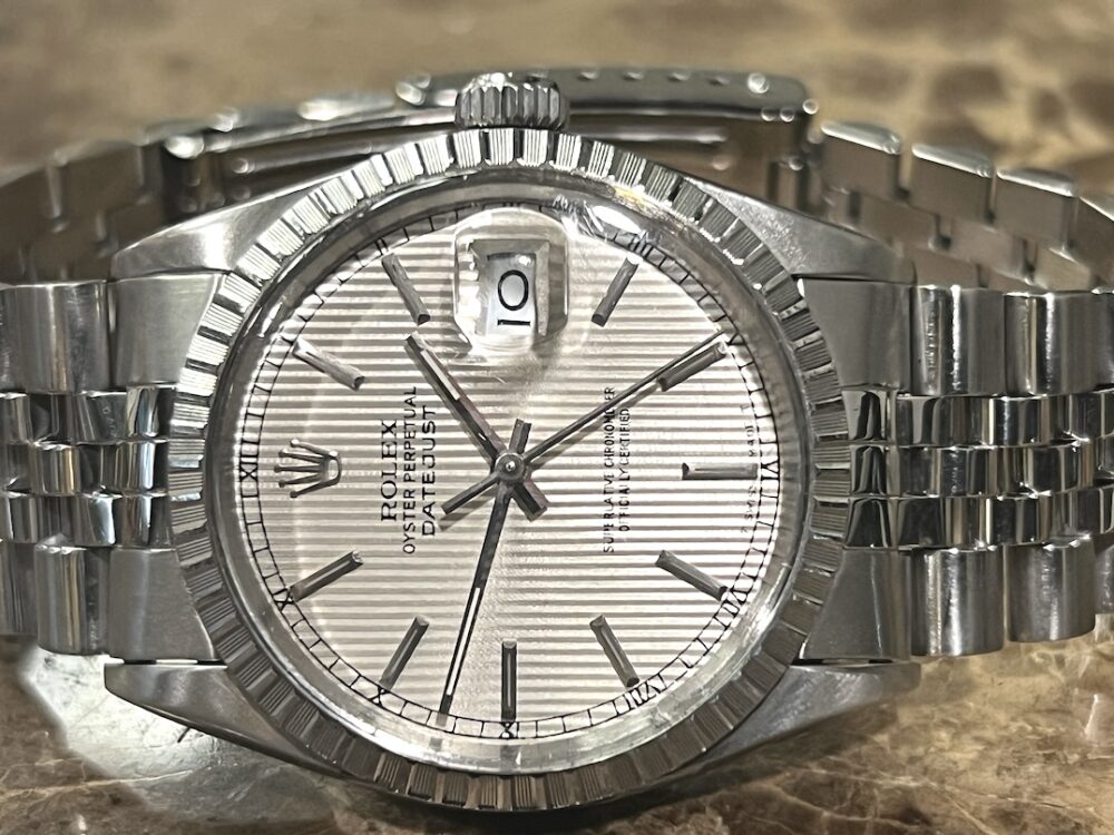 Rolex Oyster Perpetual Datejust 36 Automatic with Silver Tapestry Dial Engine Turned Bezel Jubliee Bracelet model 16030