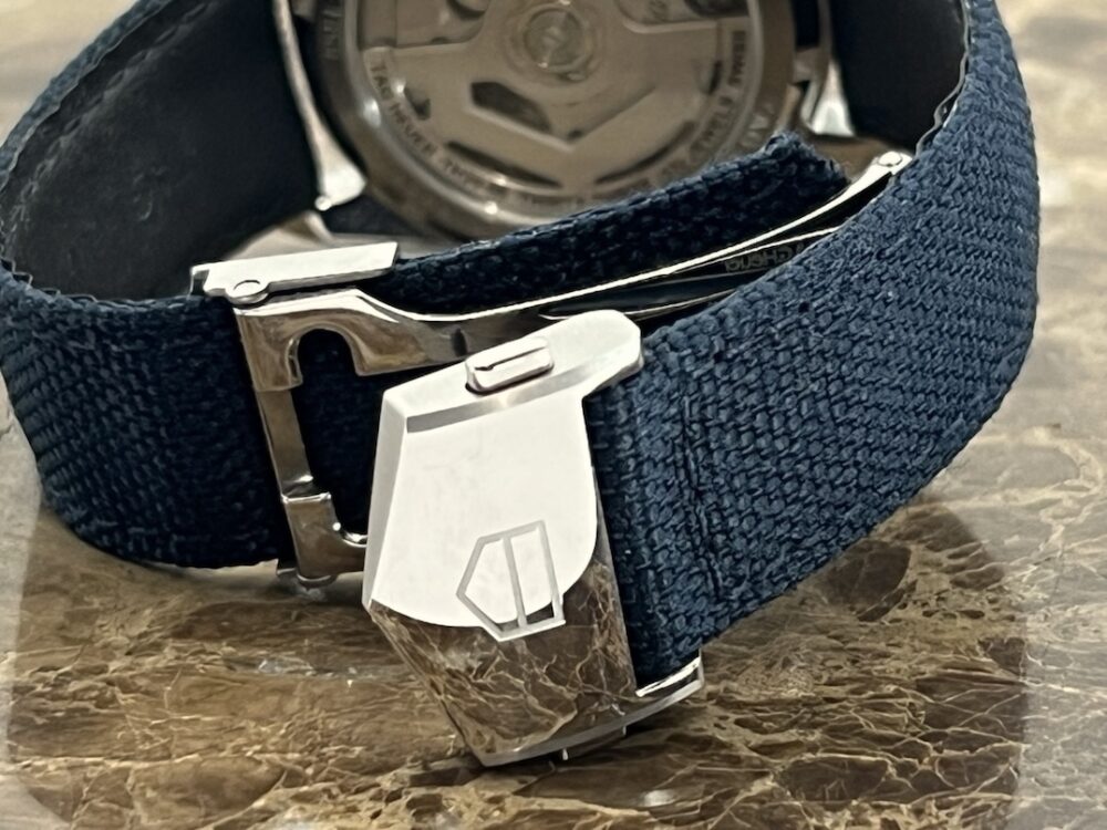 TAG Heuer CARRERA Chronograph Skipper 39mm Automatic Blue / Orange Steel Blue Fabric Strap CBS2213.FN6002 Box Booklets