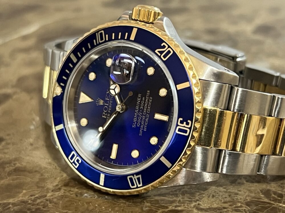 Rolex Submariner 18k Gold / Steel 40mm Automatic with Blue Dial Blue Bezel 16613 Just Serviced