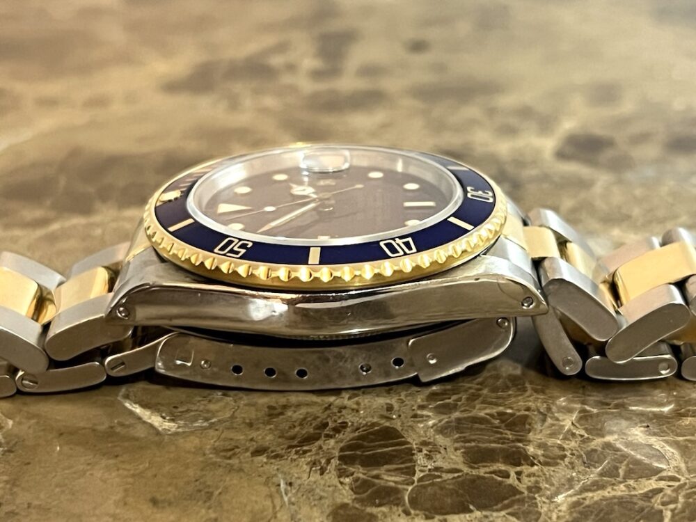 Rolex Submariner 18k Gold / Steel 40mm Automatic with Blue Dial Blue Bezel 16613 Just Serviced