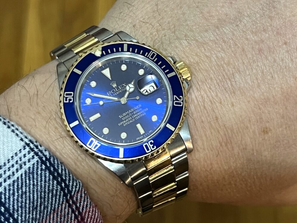 Rolex Submariner 18k Gold / Steel 40mm Automatic with Blue Dial Blue Bezel 16613 Just Serviced