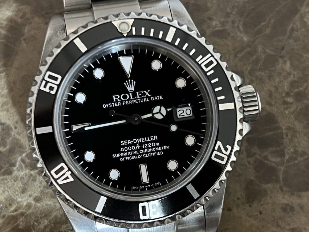 Rolex SeaDweller 40mm Automatic model 16660 with Rolex Box Triple 6 Vintage Transitional