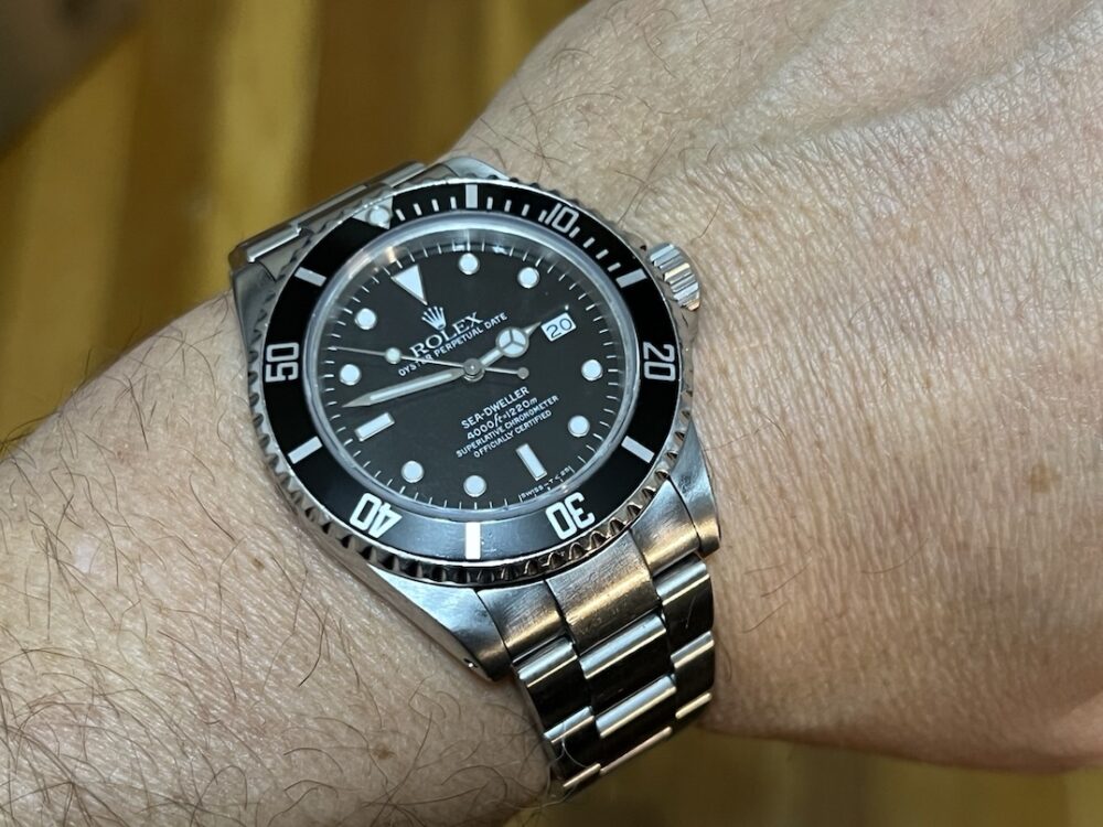 Rolex SeaDweller 40mm Automatic model 16660 with Rolex Box Triple 6 Vintage Transitional