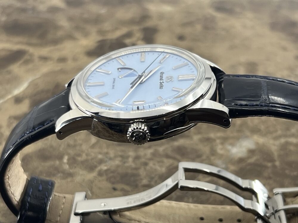 Grand Seiko Elegance Spring Drive with Power Reserve Indicator Blue Snow Flake 40mm Box Papers SBGA407G