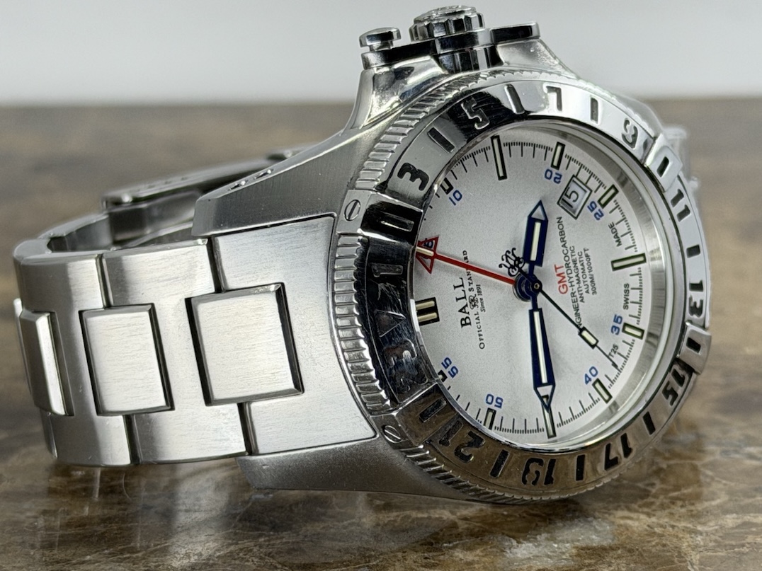 BALL Hydrocarbon GMT 40mm Automatic White Dial with 3h Glass Tubes DG1016A-SJ-WH