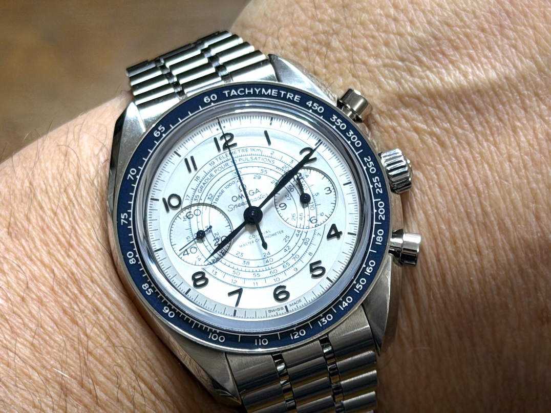 Hello, Its Andrew from Sansom Watches We are Located at.. Sansom Watches Radnor Financial Center 150 N. Radnor Chester Road Suite F-200 (American Executive) Radnor, PA 19087