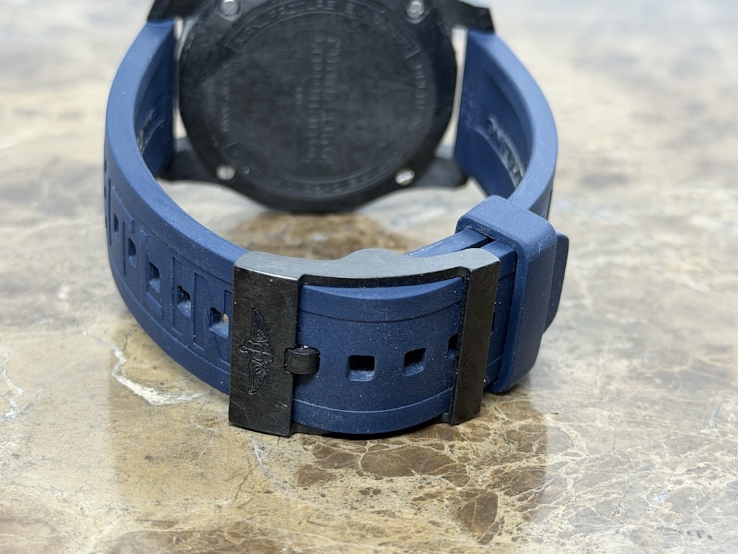 BREITLING Endurance Pro 44mm Dark Blue Rubber Strap SuperQuartz with Box X82310 or X82310D51B1S1