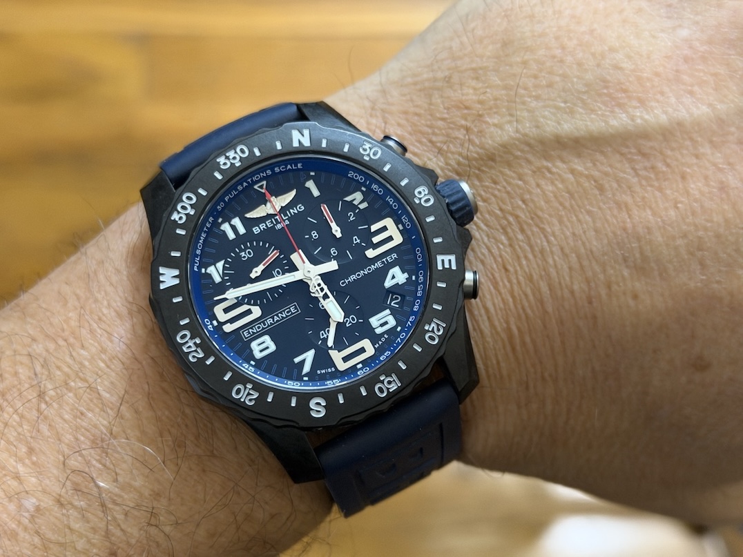 BREITLING Endurance Pro 44mm Dark Blue Rubber Strap SuperQuartz with Box X82310 or X82310D51B1S1