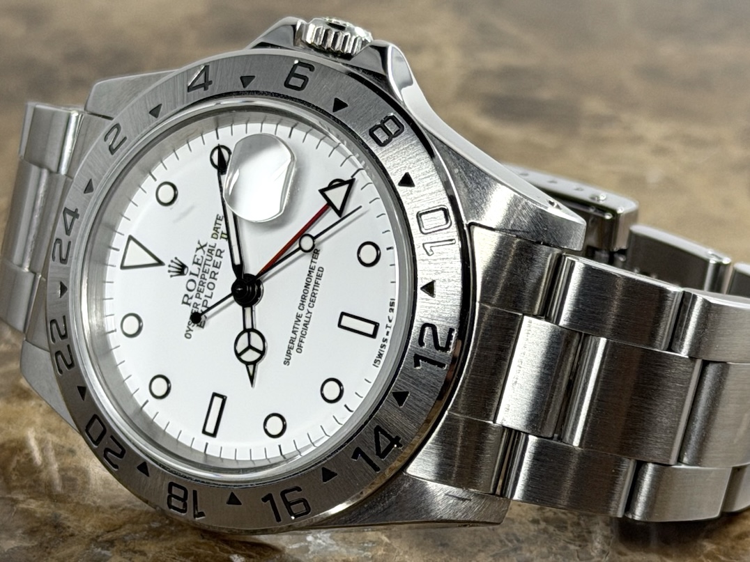 Rolex Explorer 2 White Dial 40mm Automatic 2 Time Zone GMT Polar model 16570