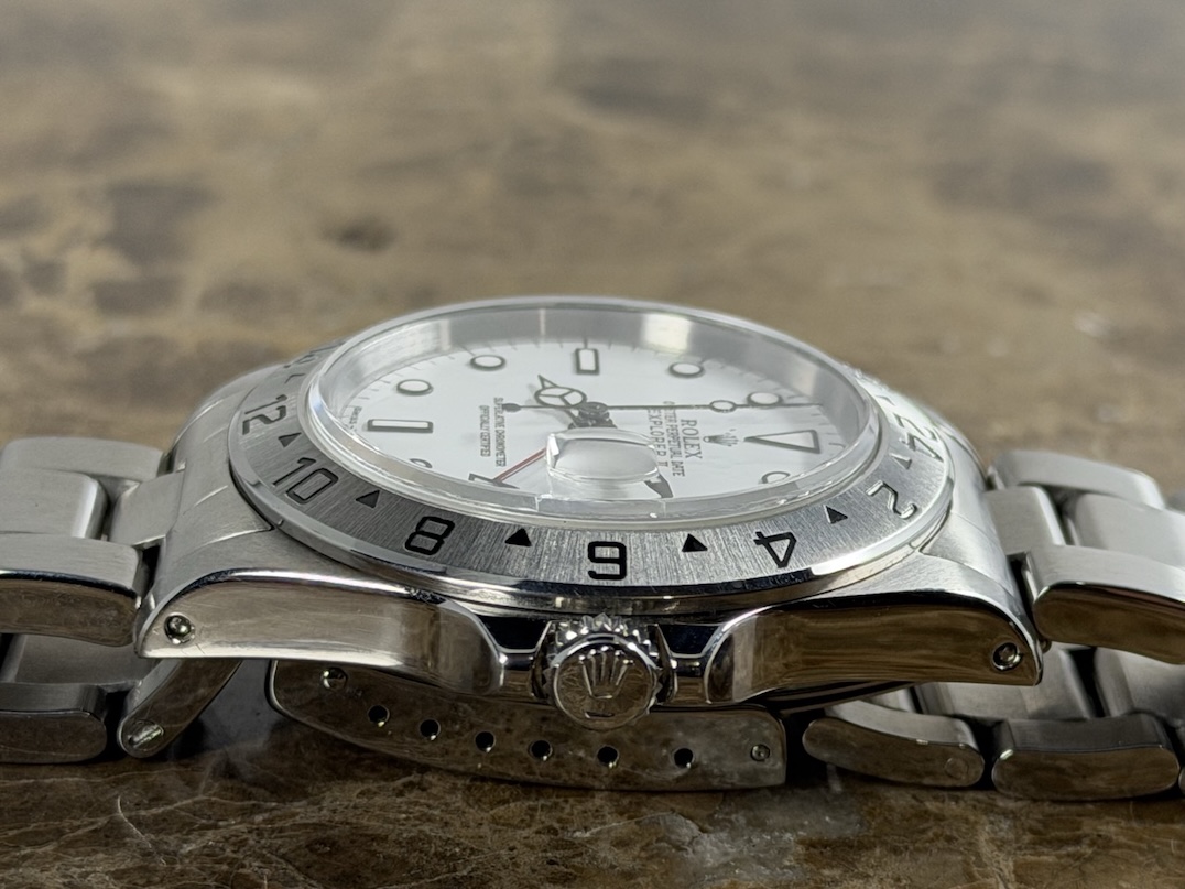 Rolex Explorer 2 White Dial 40mm Automatic 2 Time Zone GMT Polar model 16570