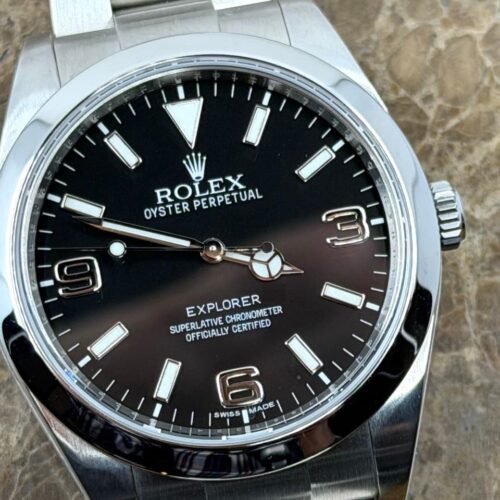 Rolex Explorer 214270 39mm automatic black dial Oyster Bracelet with Box Papers Mint