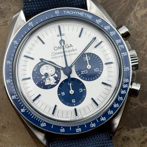 Omega Speedmaster SNOOPY 42mm Manual Wind Anniversary Limited Edition Box Papers Cards Year 2024