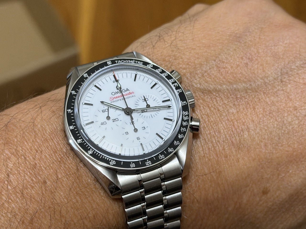 Omega Speedmaster White Dial MOONWATCH PROFESSIONAL 42mm 310.30.40.50.04.001 Box Papers Cards