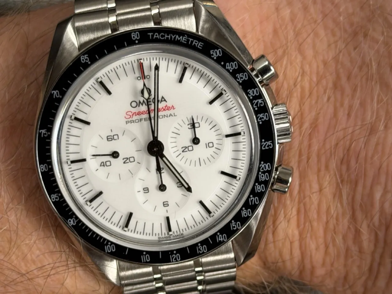 Omega Speedmaster White Dial MOONWATCH PROFESSIONAL 42mm 310.30.40.50.04.001 Box Papers Cards